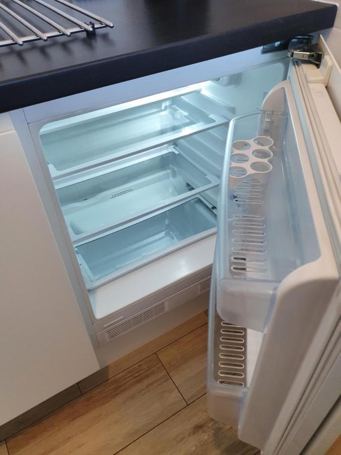 Apartament Wsrod 1000Cy Swiatel - Z Parkingiem W Hali Garazowej- Duzy Balkon Z Lezakami - Piekny Widok Noca Na Panorame Tysiaclecia Katowice Buitenkant foto