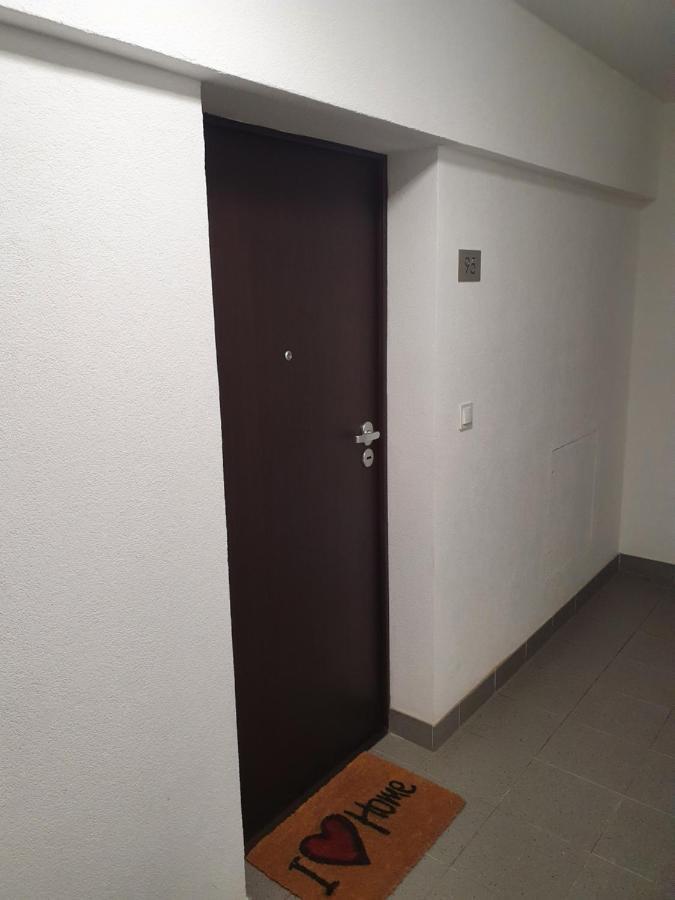 Apartament Wsrod 1000Cy Swiatel - Z Parkingiem W Hali Garazowej- Duzy Balkon Z Lezakami - Piekny Widok Noca Na Panorame Tysiaclecia Katowice Buitenkant foto