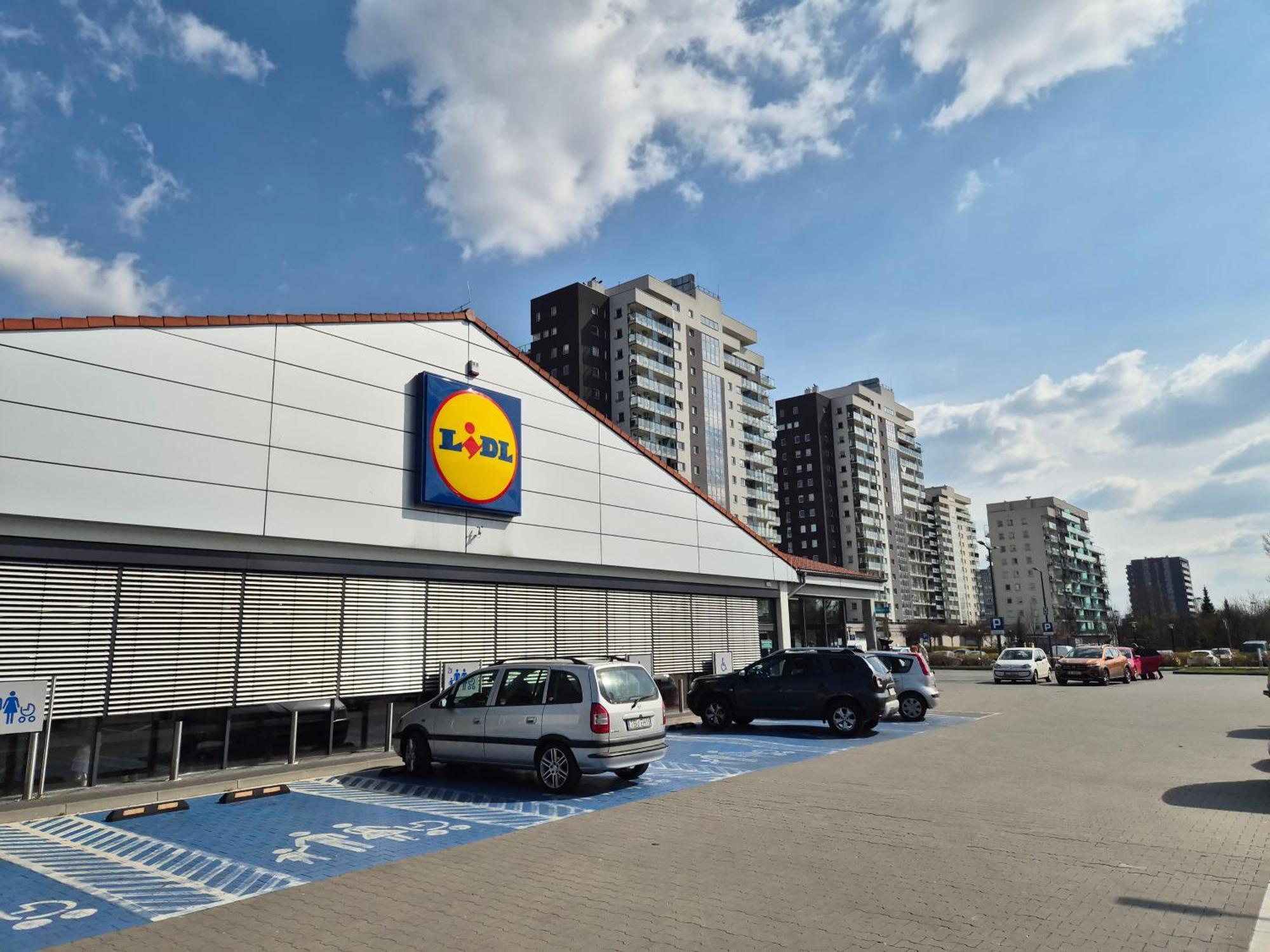 Apartament Wsrod 1000Cy Swiatel - Z Parkingiem W Hali Garazowej- Duzy Balkon Z Lezakami - Piekny Widok Noca Na Panorame Tysiaclecia Katowice Buitenkant foto