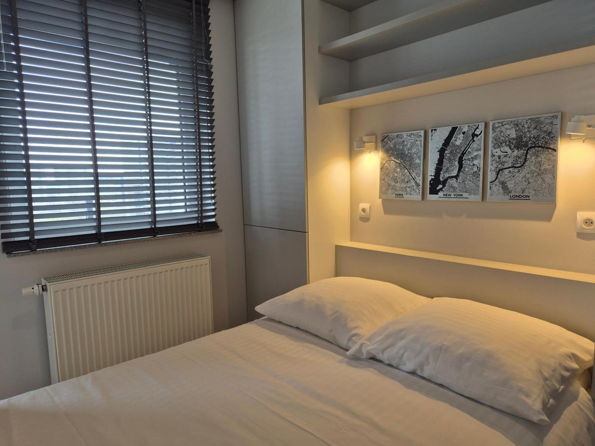 Apartament Wsrod 1000Cy Swiatel - Z Parkingiem W Hali Garazowej- Duzy Balkon Z Lezakami - Piekny Widok Noca Na Panorame Tysiaclecia Katowice Buitenkant foto